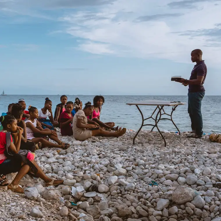 Faith-Based mission trips - Christian faith-based volunteers serving in international missions and faith-based outreach