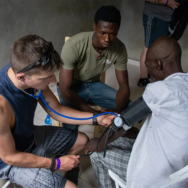 Medical mission trips - Christian medical volunteers serving in international missions and faith-based outreach